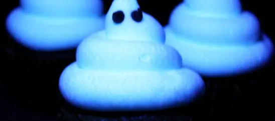 Ghoulishly Glowing Cupcakes